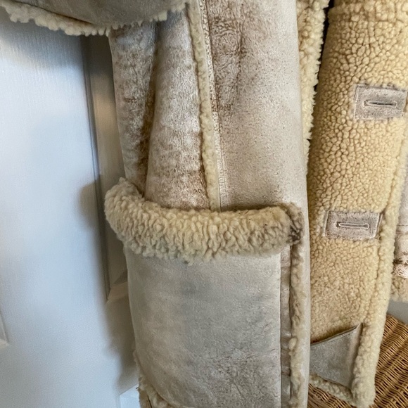 Woolrich sheep/lamb skin coat - Picture 7 of 14